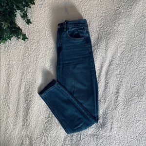 American Eagle Blue Mom Jean